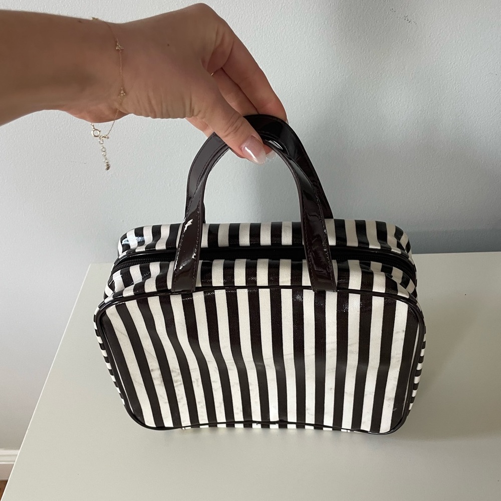 Henri Bendel cosmetic bag